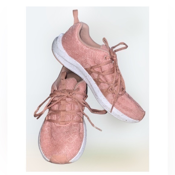 Puma Peach Beige Prowl Alt Mesh Speckle Women’s Training Shoes Lightweight 7.5 - Picture 1 of 10